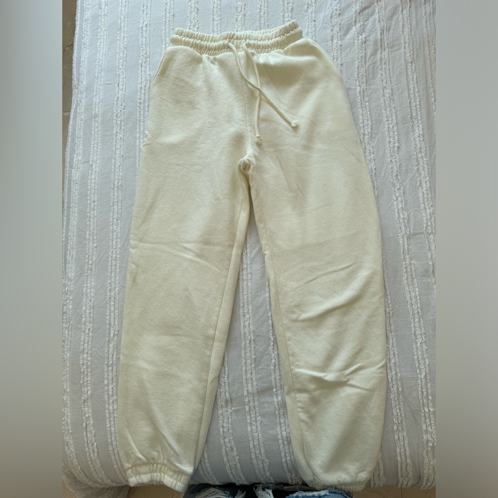Zara cream colored sweatpants | BRAND NEW! | Adult size Small